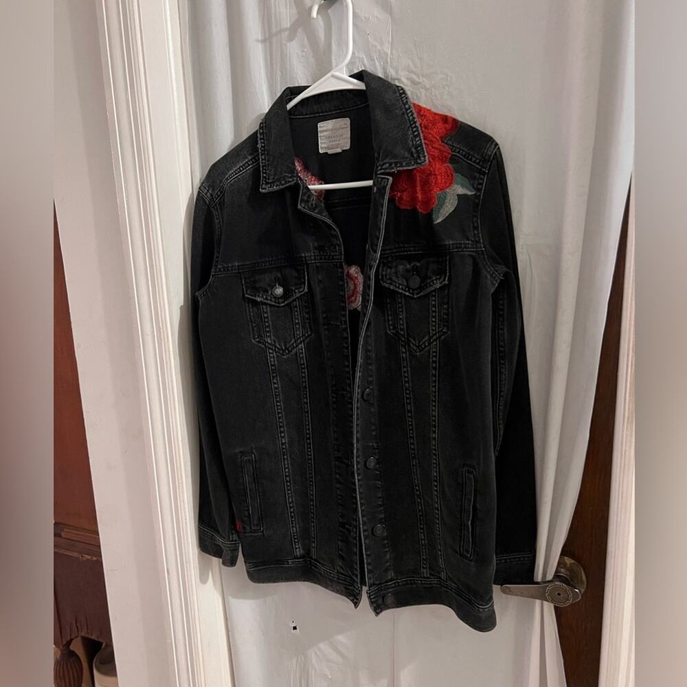 American eagle outfitters black floral embroidered button up denim jkt sz xs